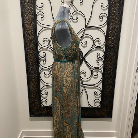 Anthropologie Green and Gold Paisley Print Maxi Dress Size  8 - Picture 2 of 3